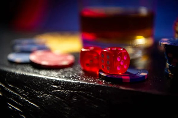 Live dealer at sob77 Sakong table managing cards and bets